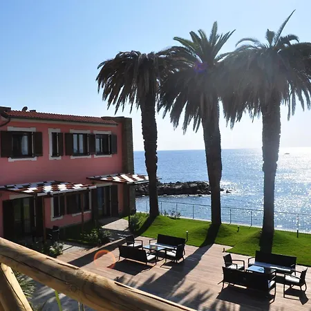 Residence Tre Palme-3