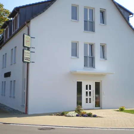 Gästehaus zur Kurve-3