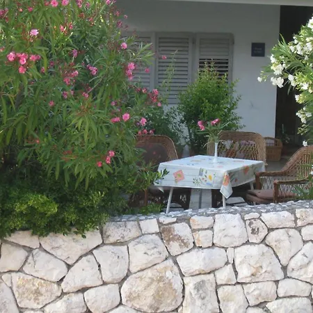 Barko Apartment And Rooms-2