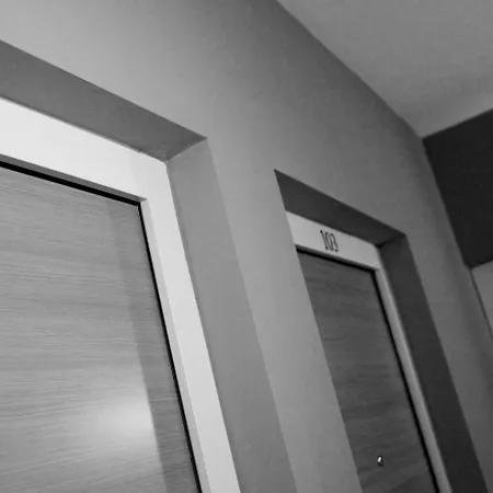 Fabris Palace-3
