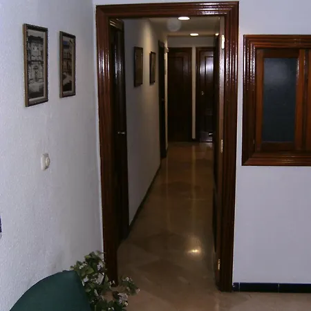 Hostal Alicante-2