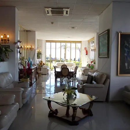 Hotel Neptuno-3