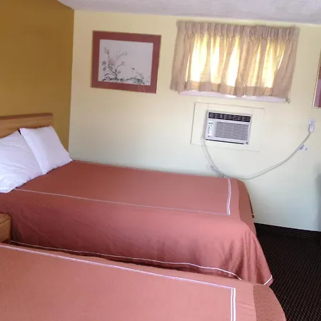 Caravan Motel-3