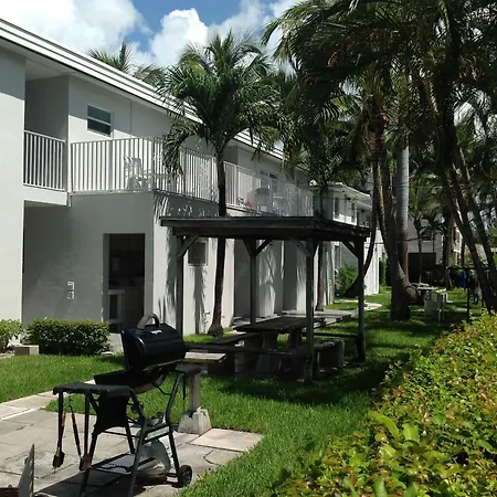 Summerland Suites-3