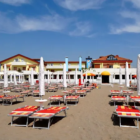 Hotel Righetto Fronte Mare-2