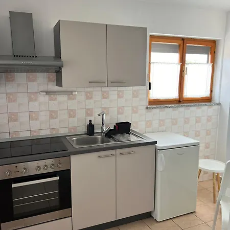 Apartments And Rooms Lorena 236-3