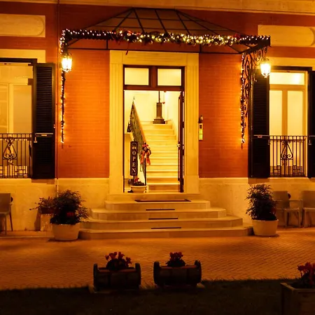 Villa Pallotta Luxury B&B-2