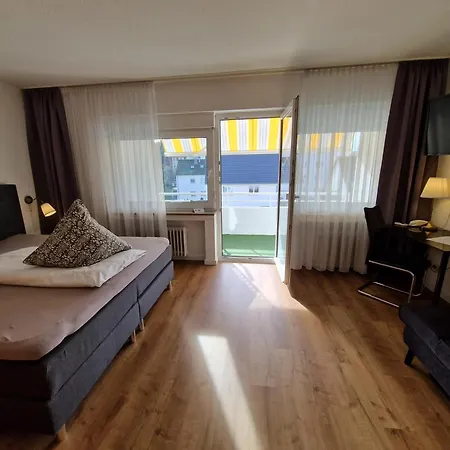 Apart Hotel Freiburg-3