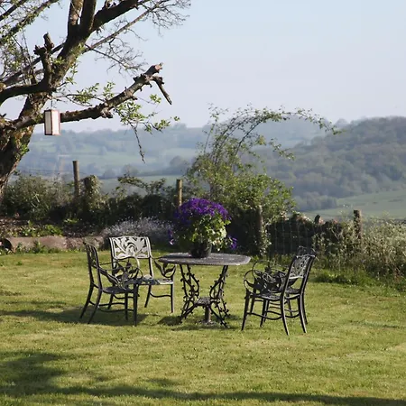 Coombe Lodge Farm House-3