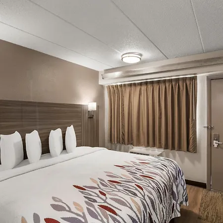 Red Roof Inn Enfield-2