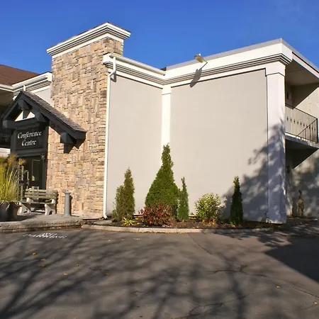 The Hotel On Pownal-3