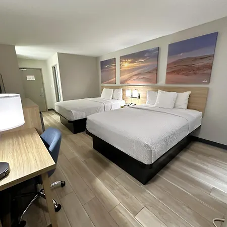 Days Inn By Wyndham Holland-3