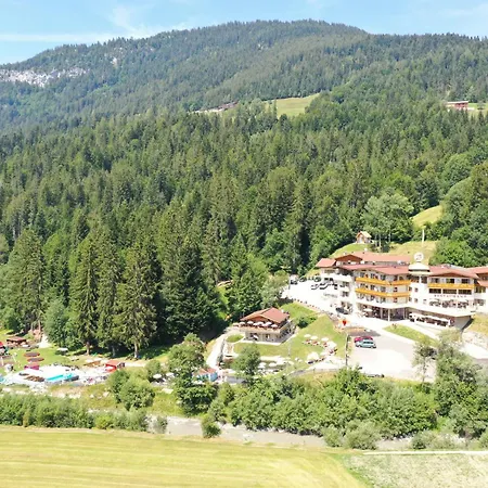 Hotel Berghof-3
