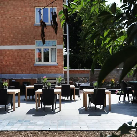 Charmehotel Villa Saporis-3