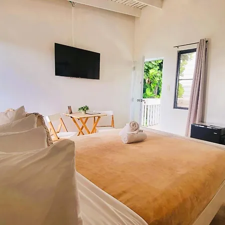 La Jamaca - An Island Vibe Hotel-2