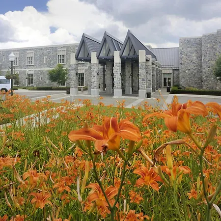The Inn At Virginia Tech - On Campus-2
