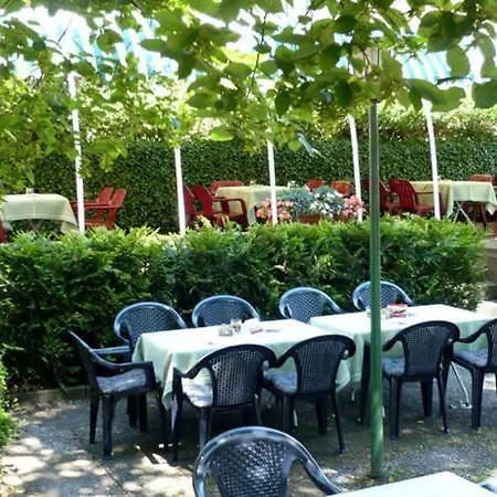 Hotel Strauss-3