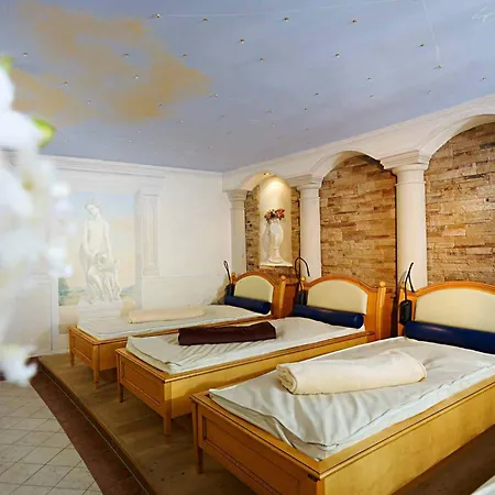 Hirschen Wohlfühlhotel-3