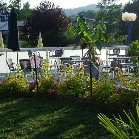 Hotel le Foron-3