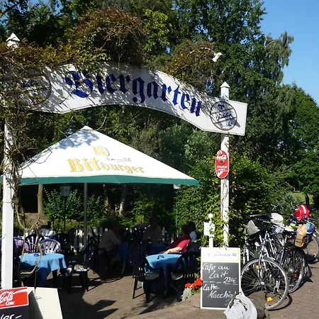 Hotel zur Bever-2