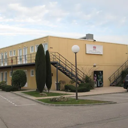 Top Motel-3