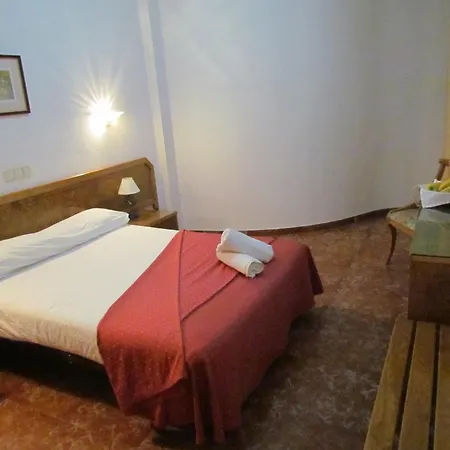 Complejo Hotelero Saga-2