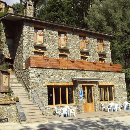 Hostal Les Roquetes-3