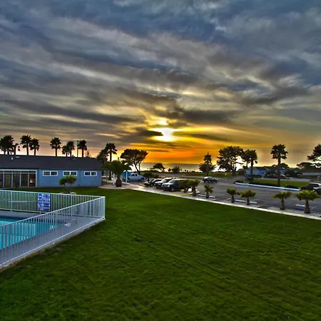 San Simeon Lodge-2