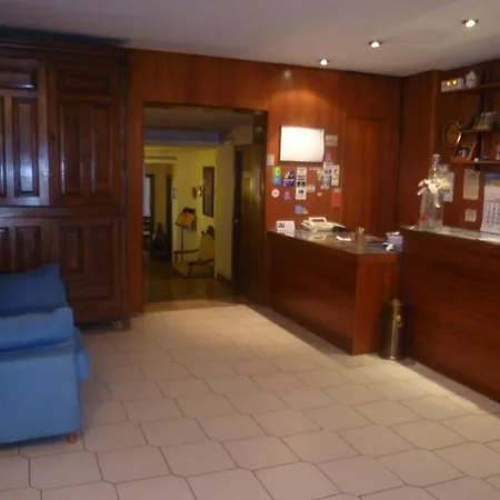 Hostal Pirineos-3