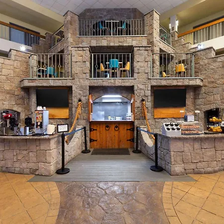 Baymont By Wyndham Shakopee-2