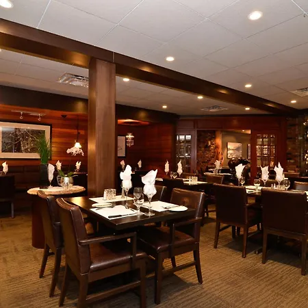 Regent Hotel Revelstoke-2