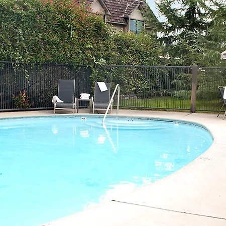 Riverside Inn-3