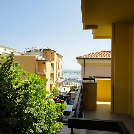 Hotel Letizia-3