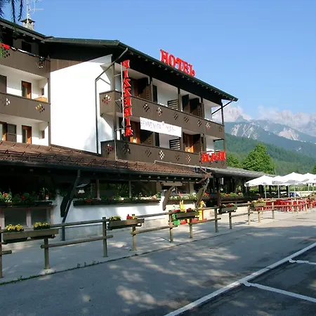 Hotel Davost-3