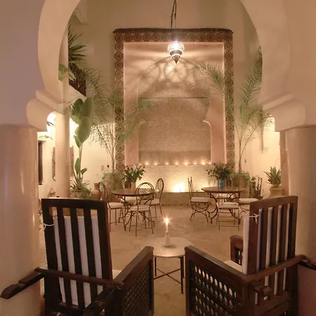 Riad Mur Akush-2