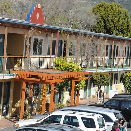 Sandyland Reef Inn-2