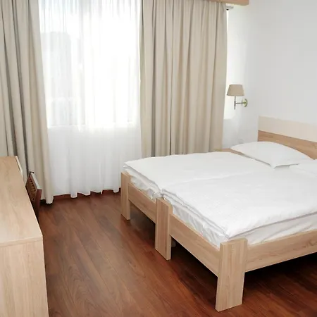Hotel Quercus-2