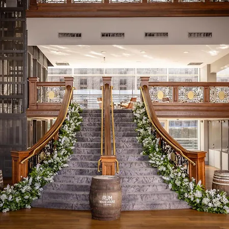Titanic Hotel Liverpool-2