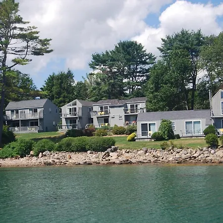 Dockside Guest Quarters-3