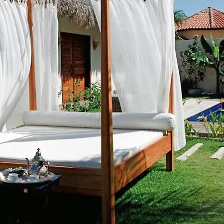 Dona Flor Home-3