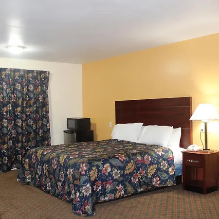 Passport Inn And Suites - Middletown-2