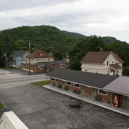 Northern Peaks Motor Inn-2