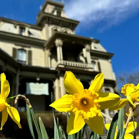 Garth Woodside Mansion Bed And Breakfast-2