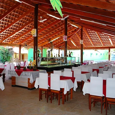 Camping Clube e Pousada Novilha de Ouro-2