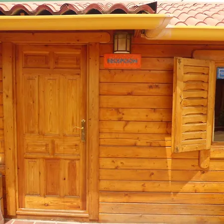 Hostal Gran Avenida-2
