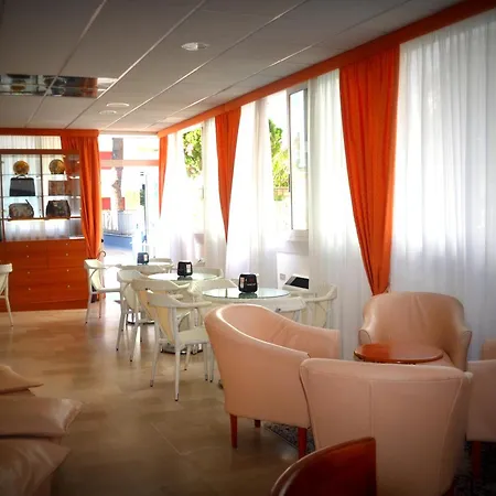 Hotel Beach-3
