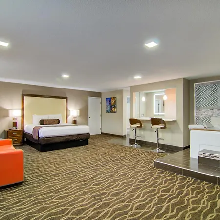 Westbridge Inn And Suites-2