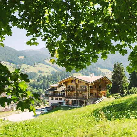 Boutique Hotel Pradell-3
