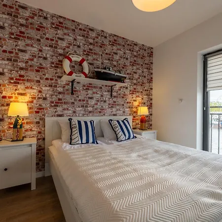 Apartamenty Baltyckie - Bulwar Portowy - Widok Na Port, Centrum, Najlepsza Lokalizacja W Ustce-2