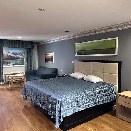 Mustang Inn And Suites-3
